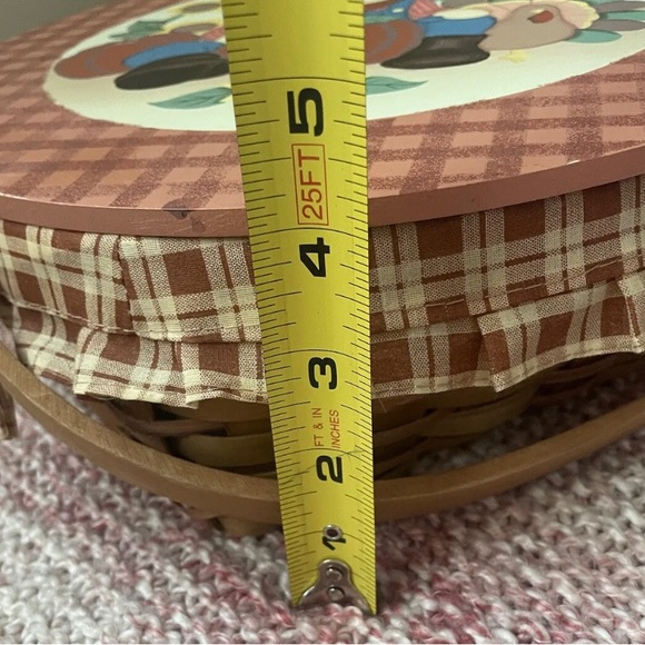 Vintage Fall Harvest Scarecrow Woven Wicker Basket With Handles - Picture 6 of 6